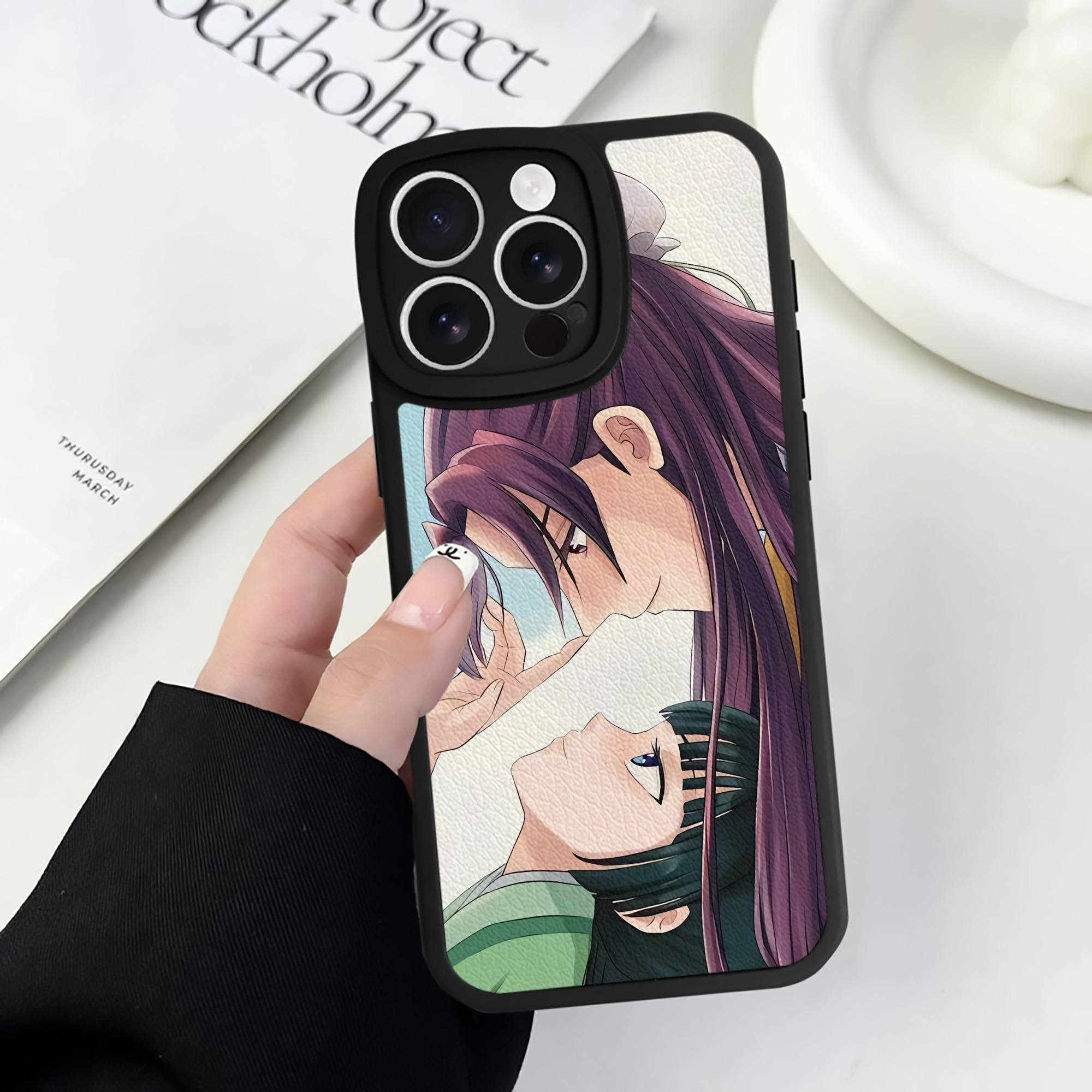 薬屋のひとりごと The Apothecary Diaries 【iPhone 16シリーズ対応】シリコンスマホケース（レザー調） 材質：シリコン